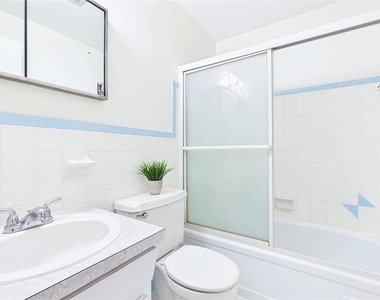2454 Australia Way E - Photo Thumbnail 47