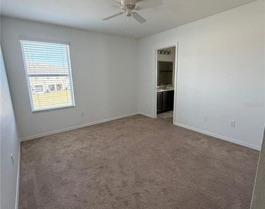 5051 Cactus Needle Lane - Photo Thumbnail 11
