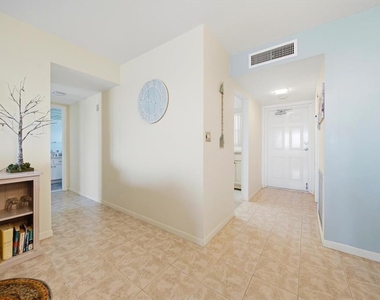 5108 Brittany Drive S - Photo Thumbnail 9