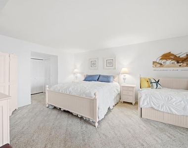5108 Brittany Drive S - Photo Thumbnail 21