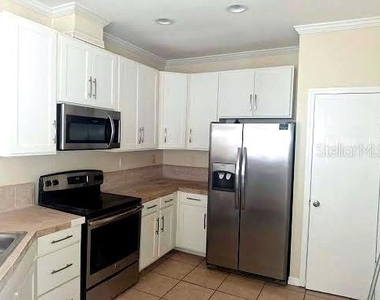 4853 Anchorage Cove - Photo Thumbnail 3