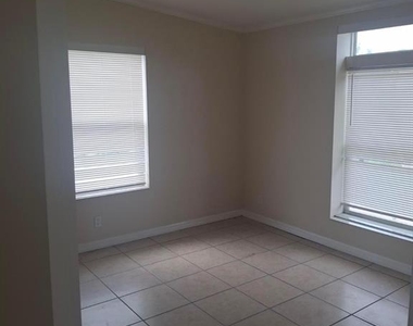4853 Anchorage Cove - Photo Thumbnail 8