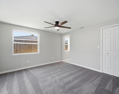 6224 Keller Drive - Photo Thumbnail 10