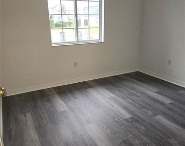 11010 Whitecap Drive - Photo Thumbnail 5