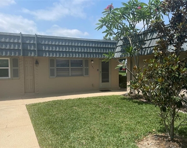 1802 Bedford Terrace - Photo Thumbnail 2