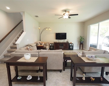 6303 S Macdill Avenue - Photo Thumbnail 3