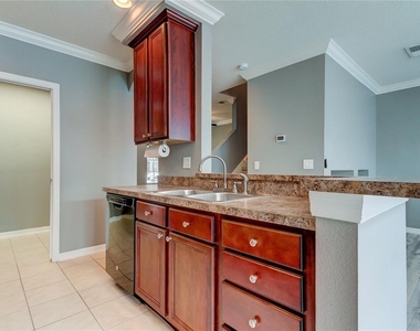 10003 Bradwell Place - Photo Thumbnail 16