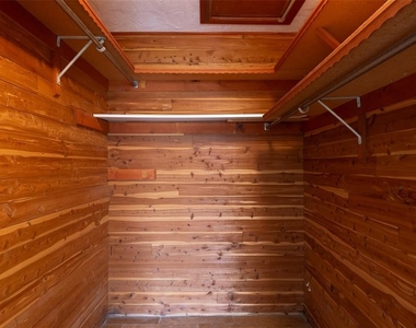 6575 Green Valley Drive - Photo Thumbnail 19