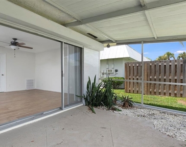 6575 Green Valley Drive - Photo Thumbnail 14