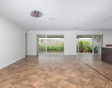6575 Green Valley Drive - Photo Thumbnail 6