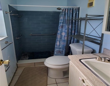 5925 Terrace Park Drive N - Photo Thumbnail 24