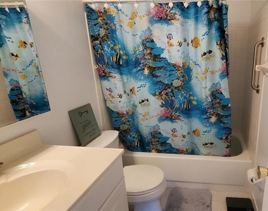 5925 Terrace Park Drive N - Photo Thumbnail 26