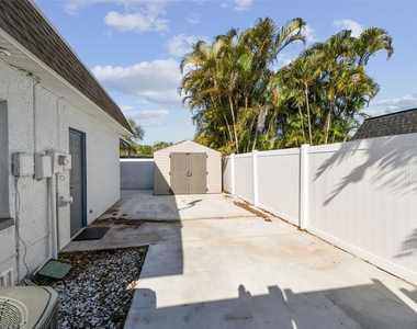 12252 Eldon Drive - Photo Thumbnail 63
