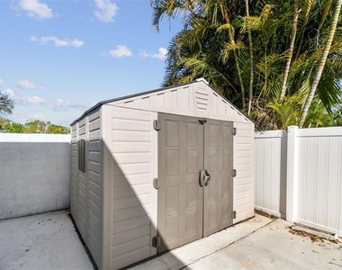 12252 Eldon Drive - Photo Thumbnail 65
