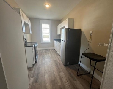 2702 N Florida Avenue - Photo Thumbnail 9