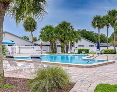 2749 Countryside Boulevard - Photo Thumbnail 27