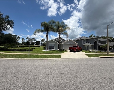 2004 Hemingway Avenue - Photo Thumbnail 2