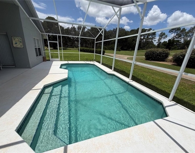 2004 Hemingway Avenue - Photo Thumbnail 24