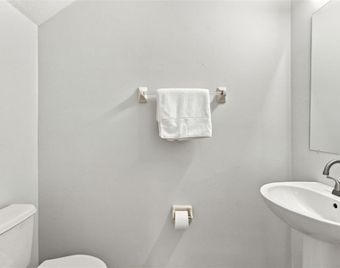 2837 Santego Bay Court - Photo Thumbnail 16