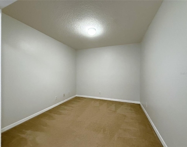 254 Castlekeeper Place - Photo Thumbnail 12