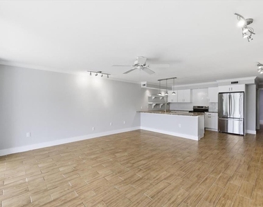 2424 W Tampa Bay Boulevard - Photo Thumbnail 20