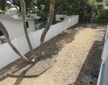 110 60th Avenue - Photo Thumbnail 2