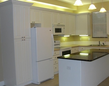 2075 Heritage Key Boulevard - Photo Thumbnail 11