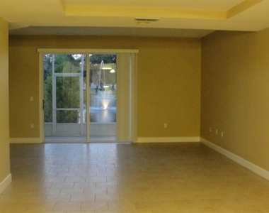2075 Heritage Key Boulevard - Photo Thumbnail 6