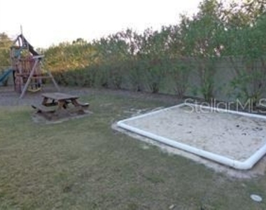 226 Orchid Drive - Photo Thumbnail 10