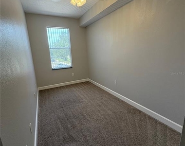 2017 Grand Oak Drive - Photo Thumbnail 15