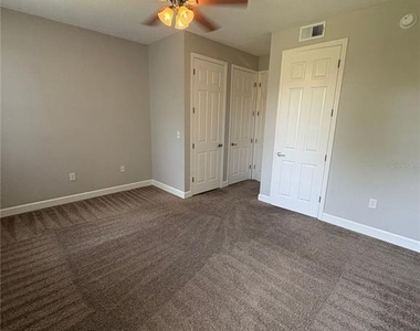 2017 Grand Oak Drive - Photo Thumbnail 12