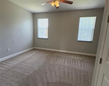 2017 Grand Oak Drive - Photo Thumbnail 11