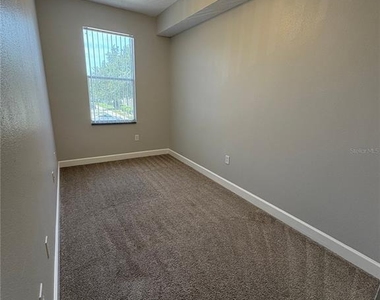 2017 Grand Oak Drive - Photo Thumbnail 20