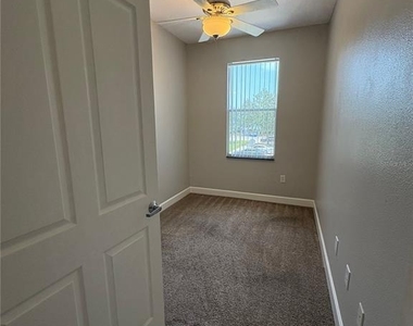 2017 Grand Oak Drive - Photo Thumbnail 18