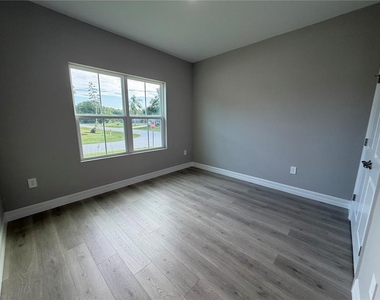 1100 Homer St Nw - Photo Thumbnail 13