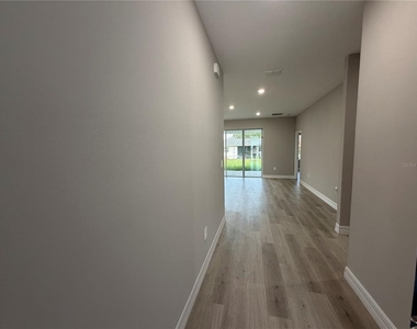 1100 Homer St Nw - Photo Thumbnail 2