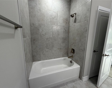 1100 Homer St Nw - Photo Thumbnail 28
