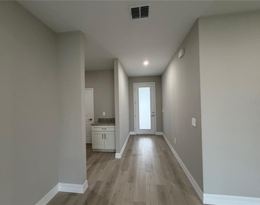 1100 Homer St Nw - Photo Thumbnail 22