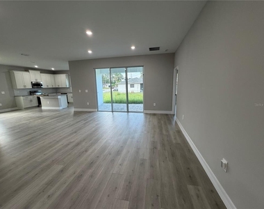 1100 Homer St Nw - Photo Thumbnail 3