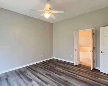 143 Vizcay Way - Photo Thumbnail 15