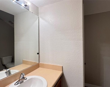 143 Vizcay Way - Photo Thumbnail 34