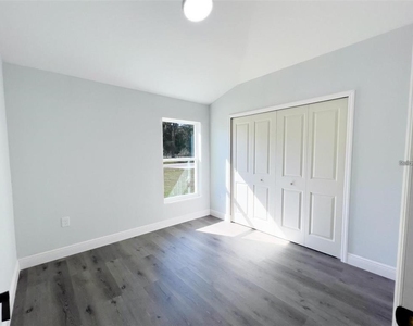 3633 Se 138th Place - Photo Thumbnail 4