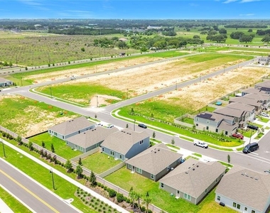 2526 Aveeno Avenue - Photo Thumbnail 9