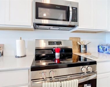 2526 Aveeno Avenue - Photo Thumbnail 25