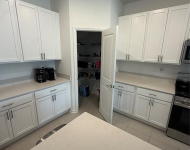 629 Terrapin Drive - Photo Thumbnail 10