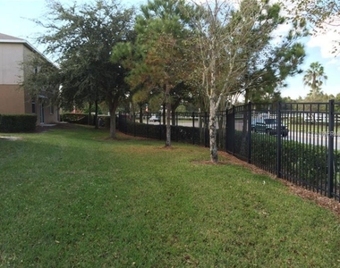 3911 Pemberly Pines Circle - Photo Thumbnail 13