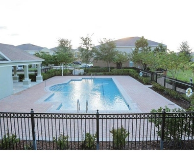 3911 Pemberly Pines Circle - Photo Thumbnail 15