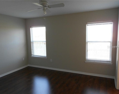 3911 Pemberly Pines Circle - Photo Thumbnail 8