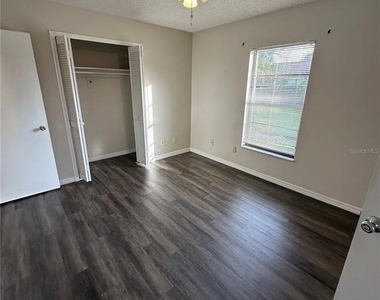 111 Louisiana Avenue - Photo Thumbnail 4