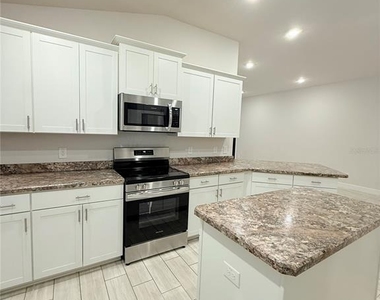 8797 Se 161st Place - Photo Thumbnail 8